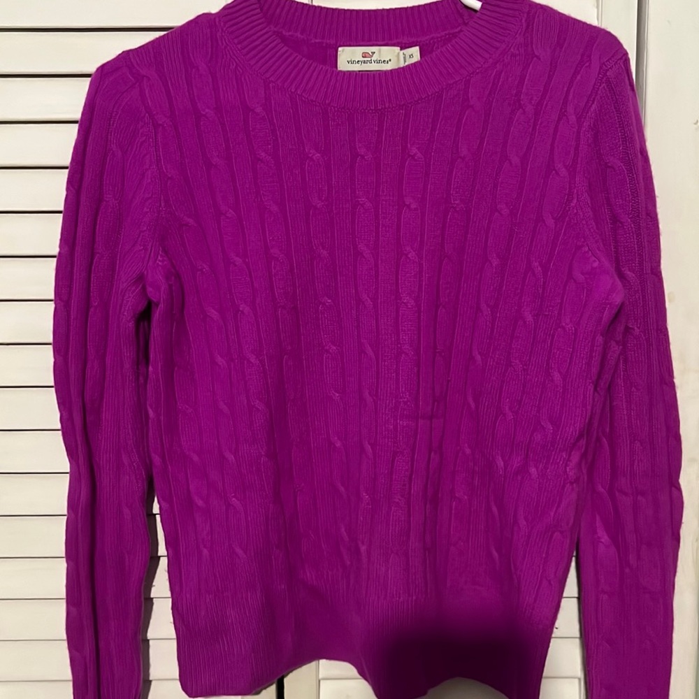 Fuchsia cashmere vineyard, vine sweater